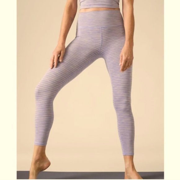 ATHLETA M Transcend Textured 7/8 Tight MediumSwallowtail Nova Textured - Picture 1 of 10